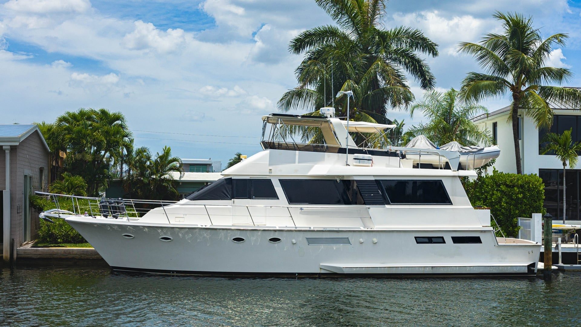 1990 Viking Cockpit Motor Yacht "VITAMIN SEA" - photo 1