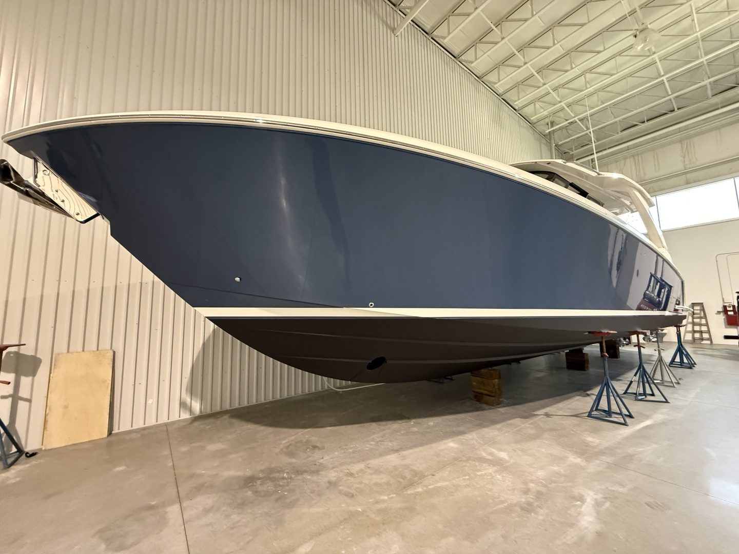 2023 Tiara Yachts 48 LS "Papa Charlie" - photo 2