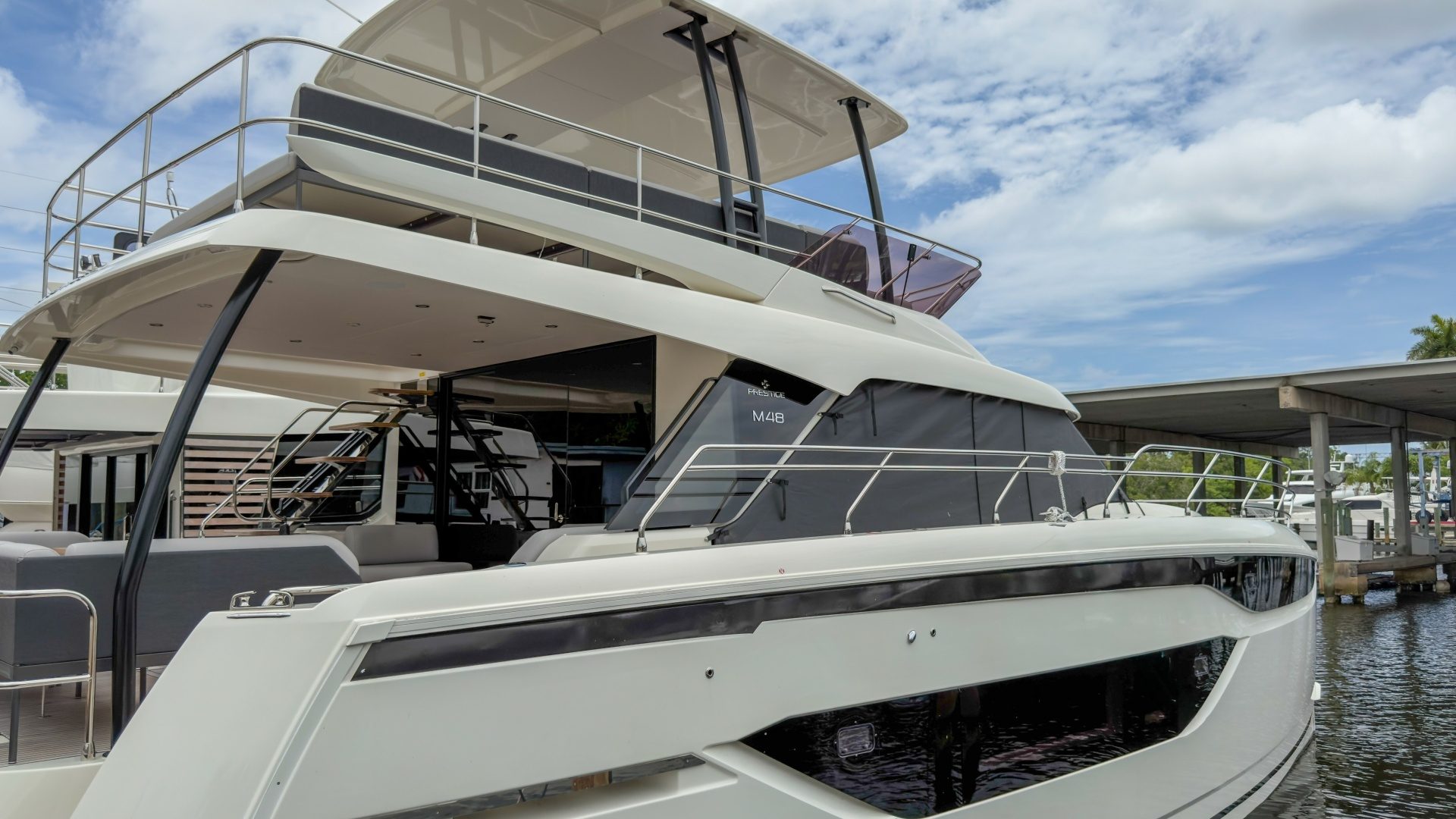 2025 Prestige M48 - photo 3