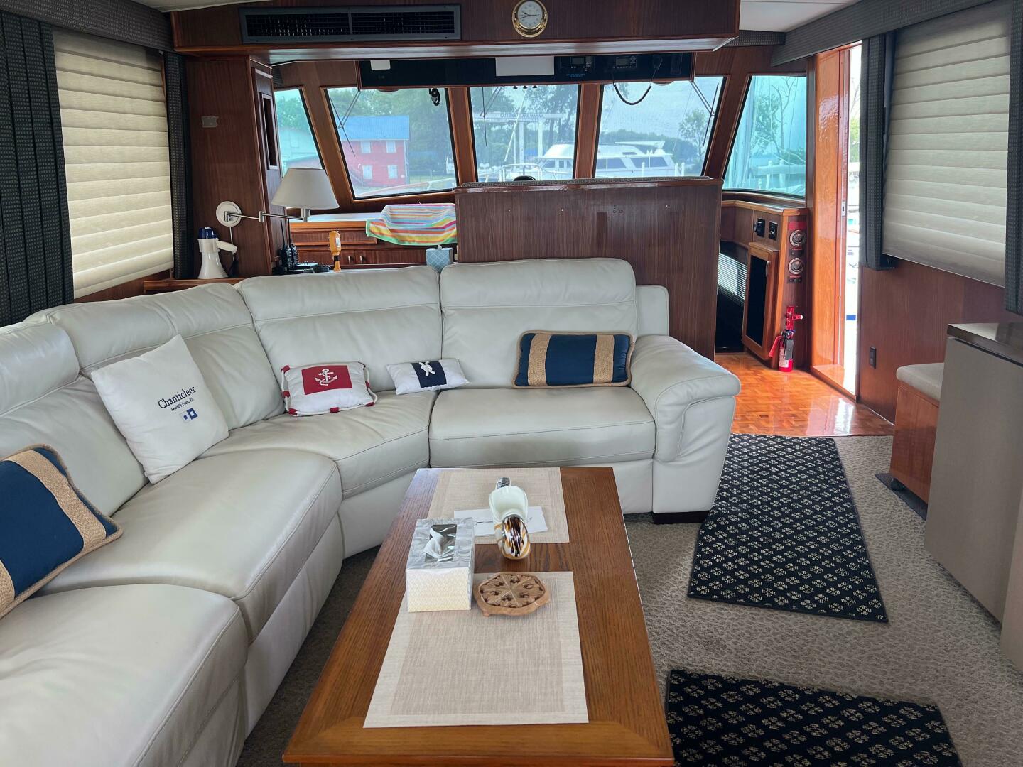 1984 Hatteras 61 CPMY - photo 3