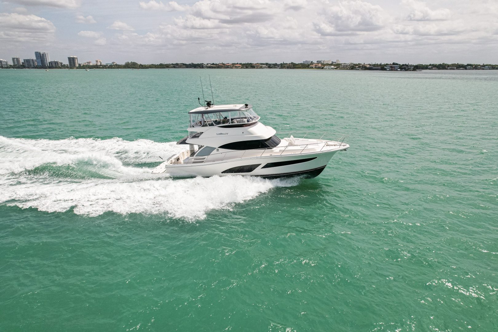 2025 Riviera 46 Sports Motor Yacht "Legacy G2" - photo 3
