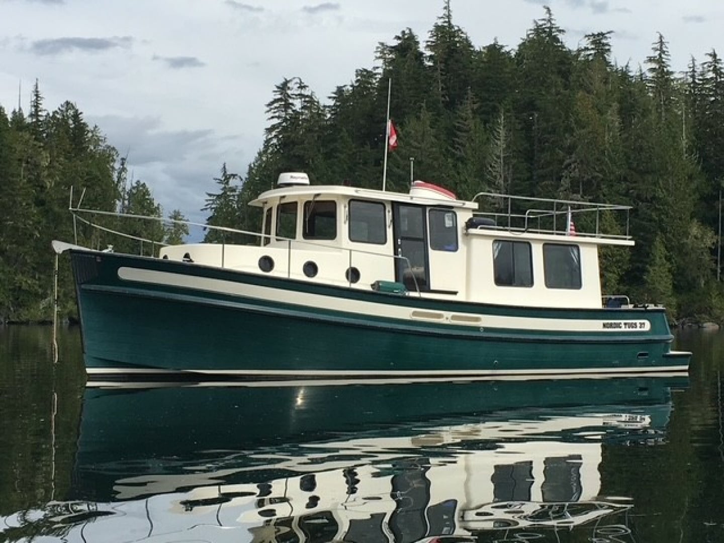 2000 Nordic Tugs 37 "Pelican" - photo 1