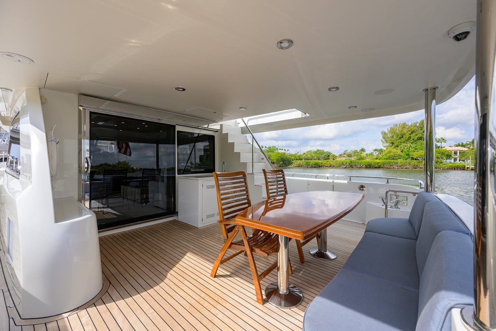 2016 Ocean Alexander 72 Pilothouse "ESCAPE" - photo 3