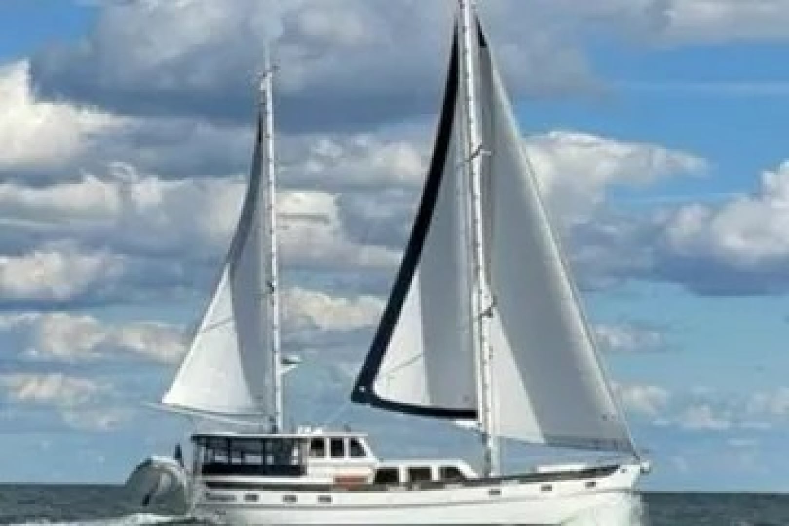 1980 Cheoy Lee Motorsailer "TERRAPIN" - photo 1