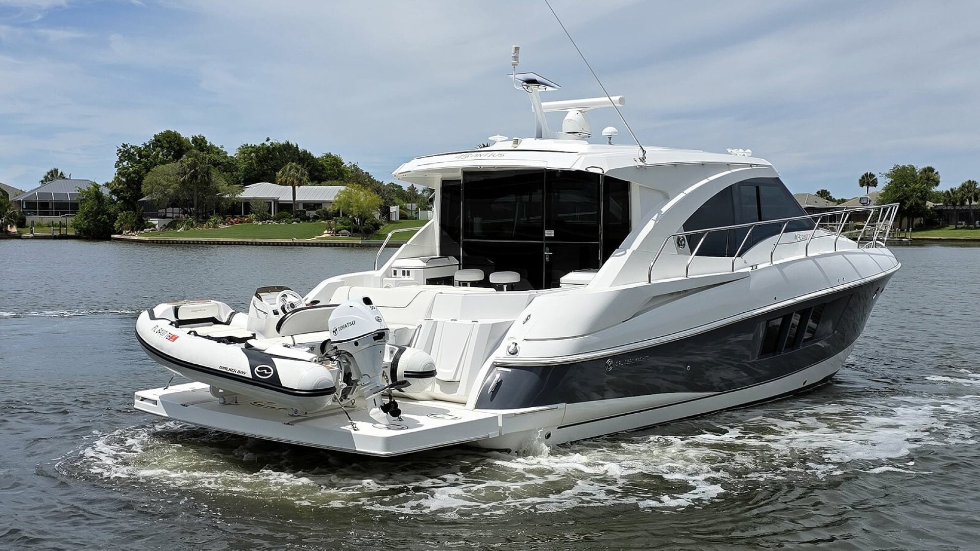 2018 Cruisers Yachts Cantius 45 "Journey to..." - photo 2