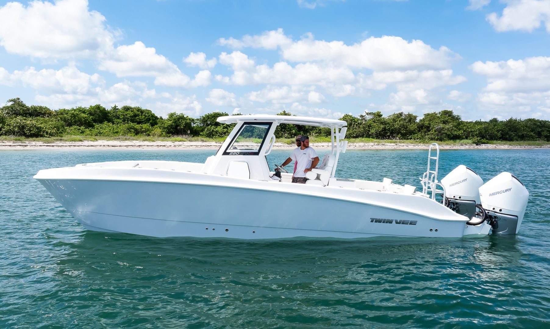 2025 Twin Vee 280 GFX2 CC - photo 3