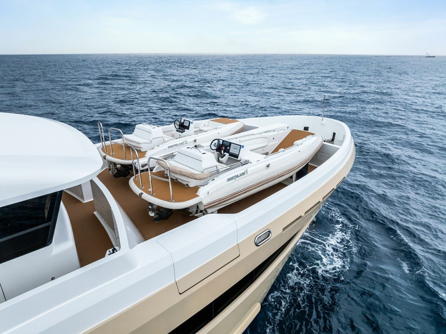 2017 Burger Explorer Cockpit Motor Yacht "NORTHLAND" - photo 2