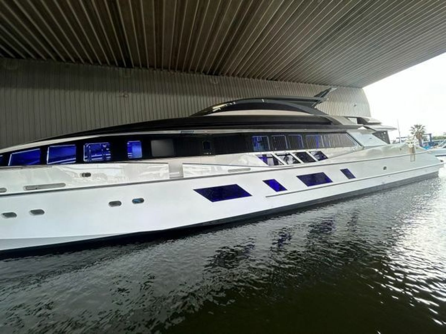 1992 Heesen Yachts 141 Motor Yacht - photo 2