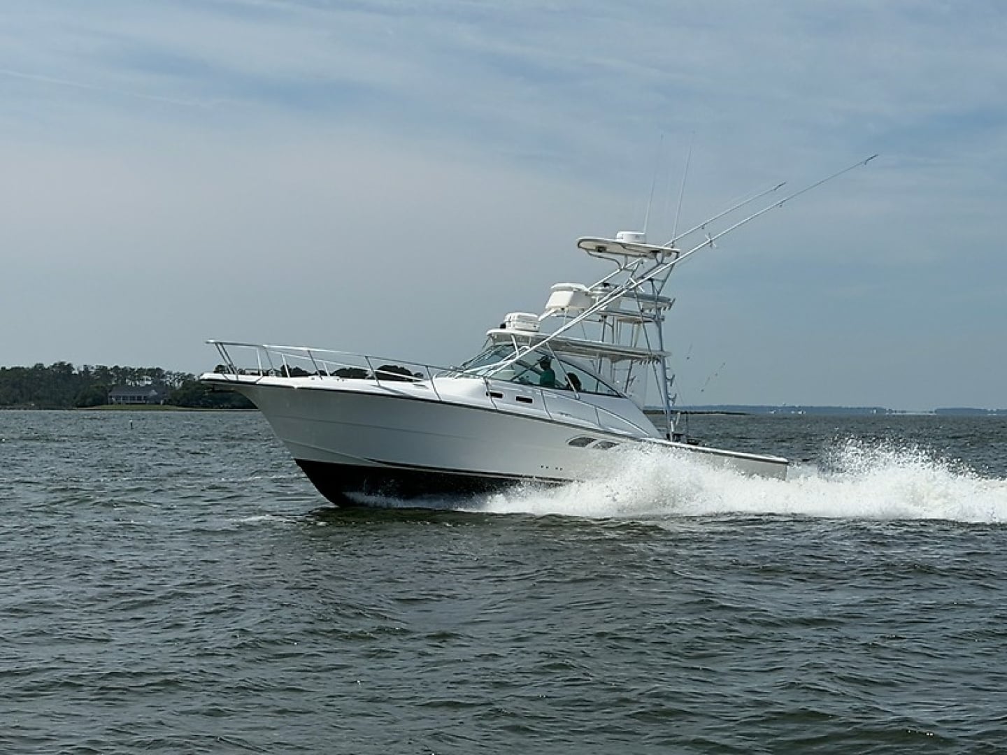 2006 Rampage 38 Express "Sea Troll" - photo 1