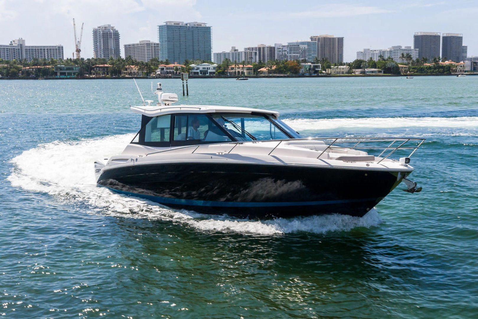 2024 Regal 36 XO "Blue Eyes" - photo 3