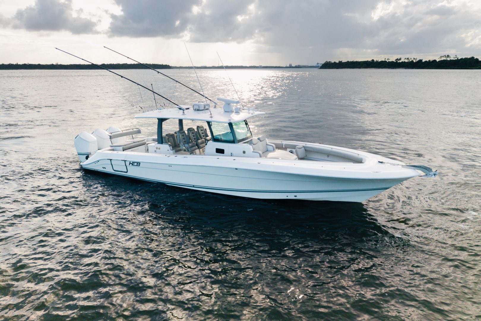 2023 HCB 42 Lujo "OUR TRADE" - photo 1