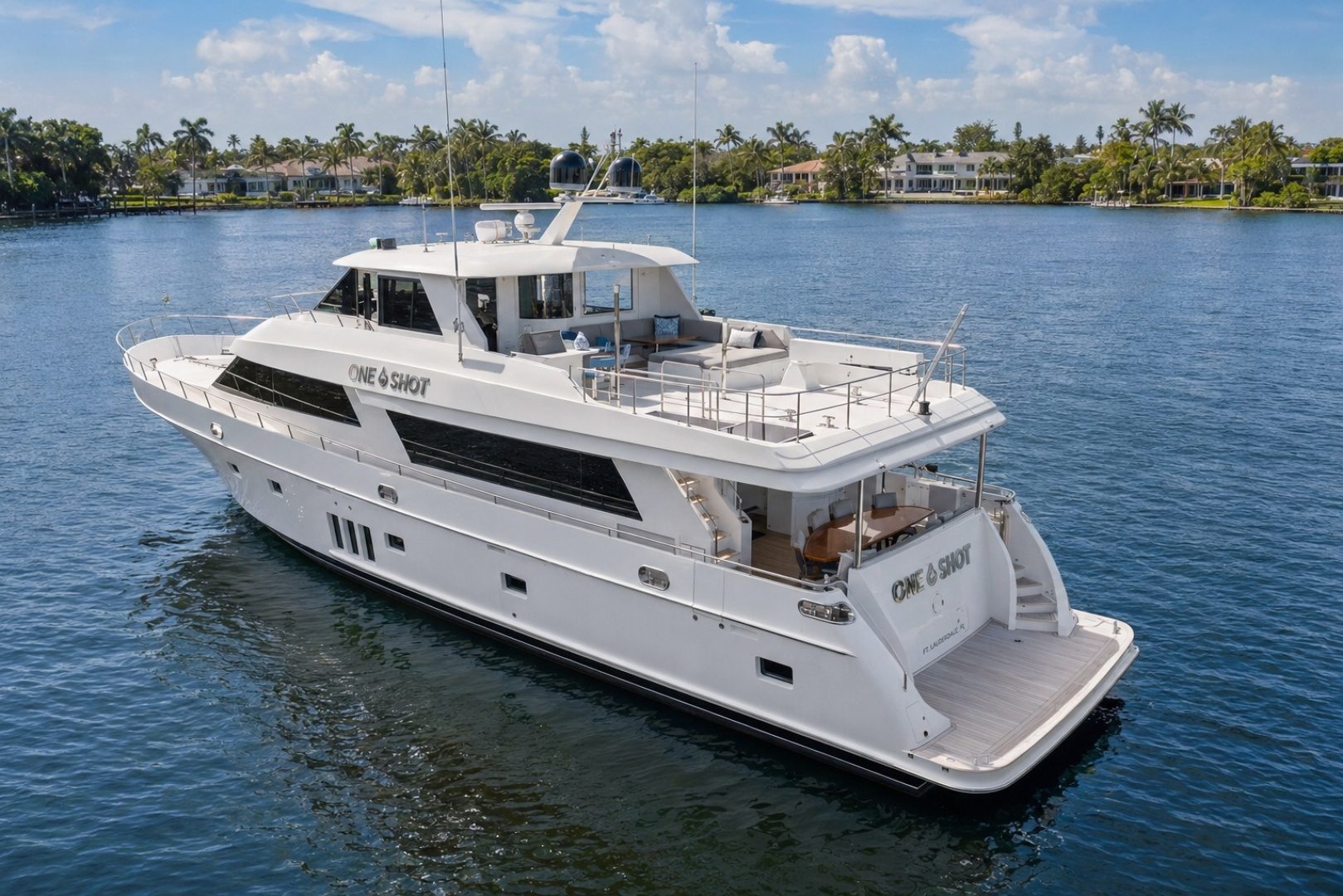 2012 Ocean Alexander 90 Skylounge "ONE SHOT" - photo 3
