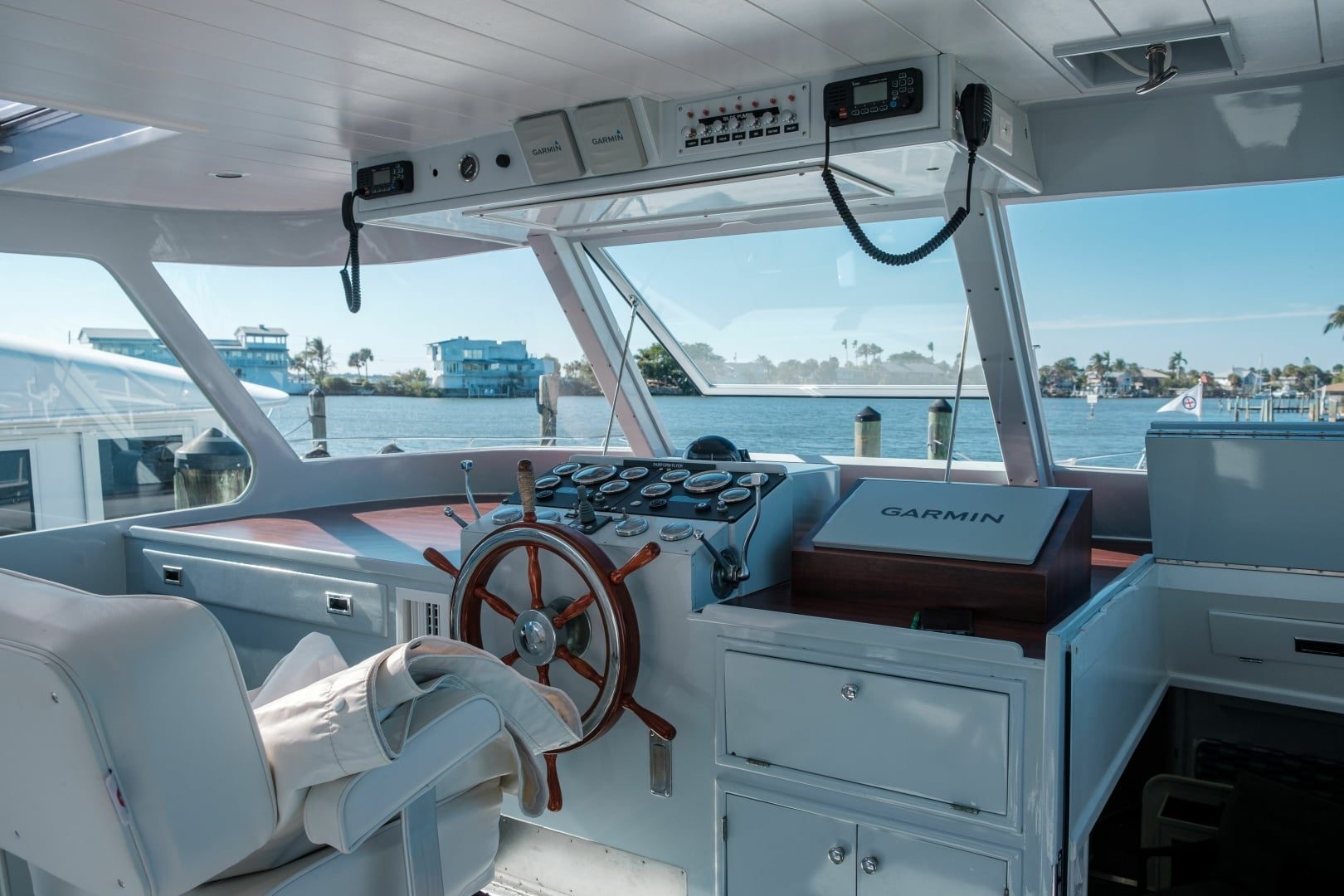 1967 Huckins Linwood "MIRAMAR" - photo 2