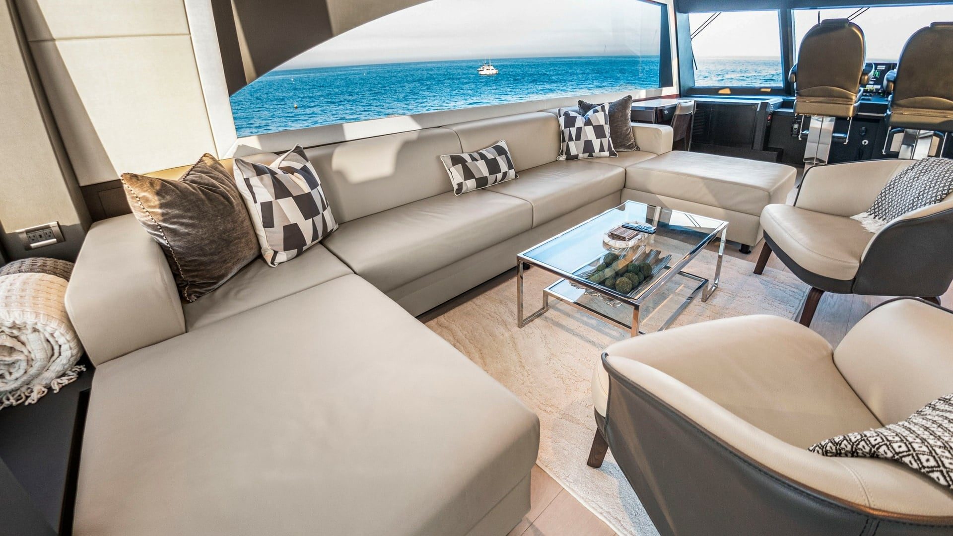 2024 Ocean Alexander 28E "LONE STAR" - photo 3