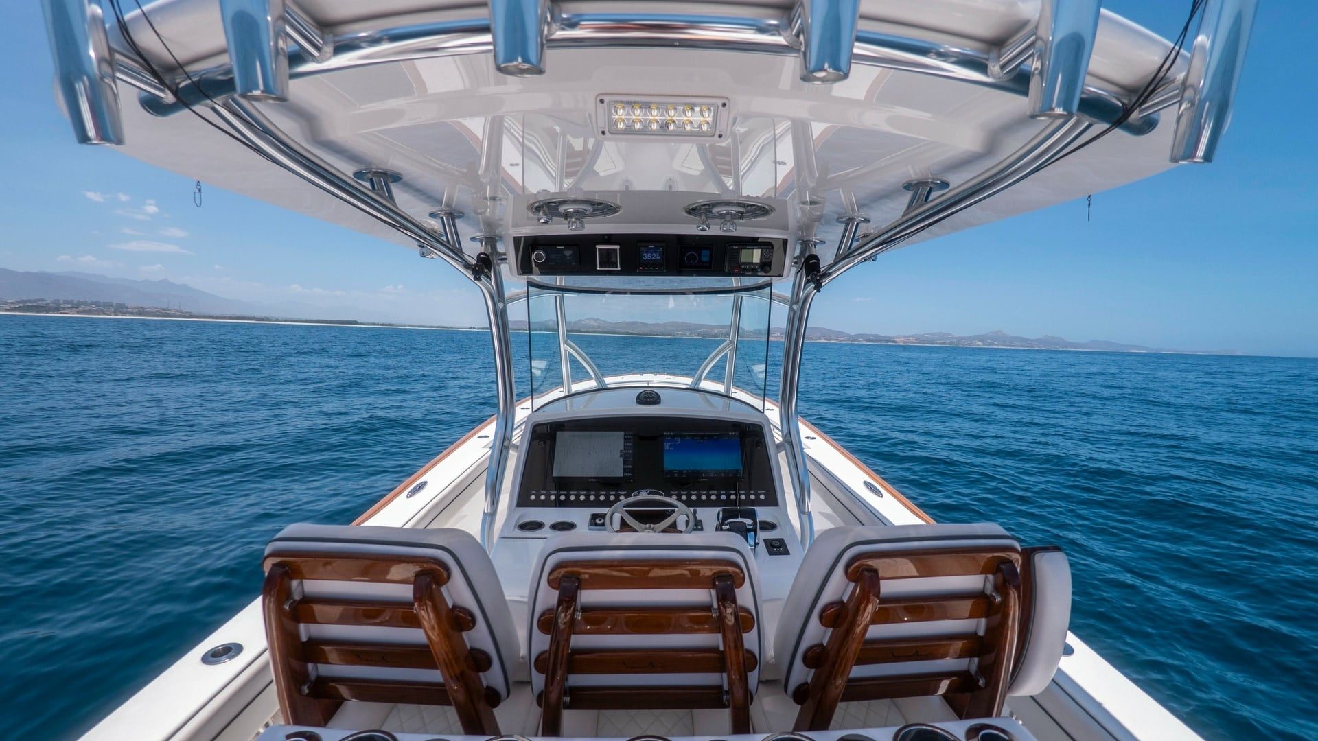 2022 Valhalla Boatworks V-37 "LONE STAR II" - photo 2