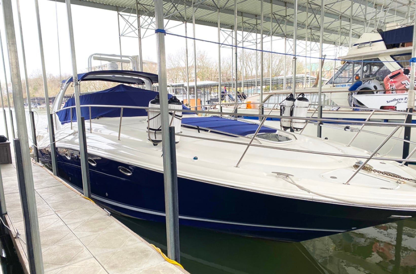 2003 Sea Ray 420 Sundancer "THE AMBER LEIGH" - photo 1