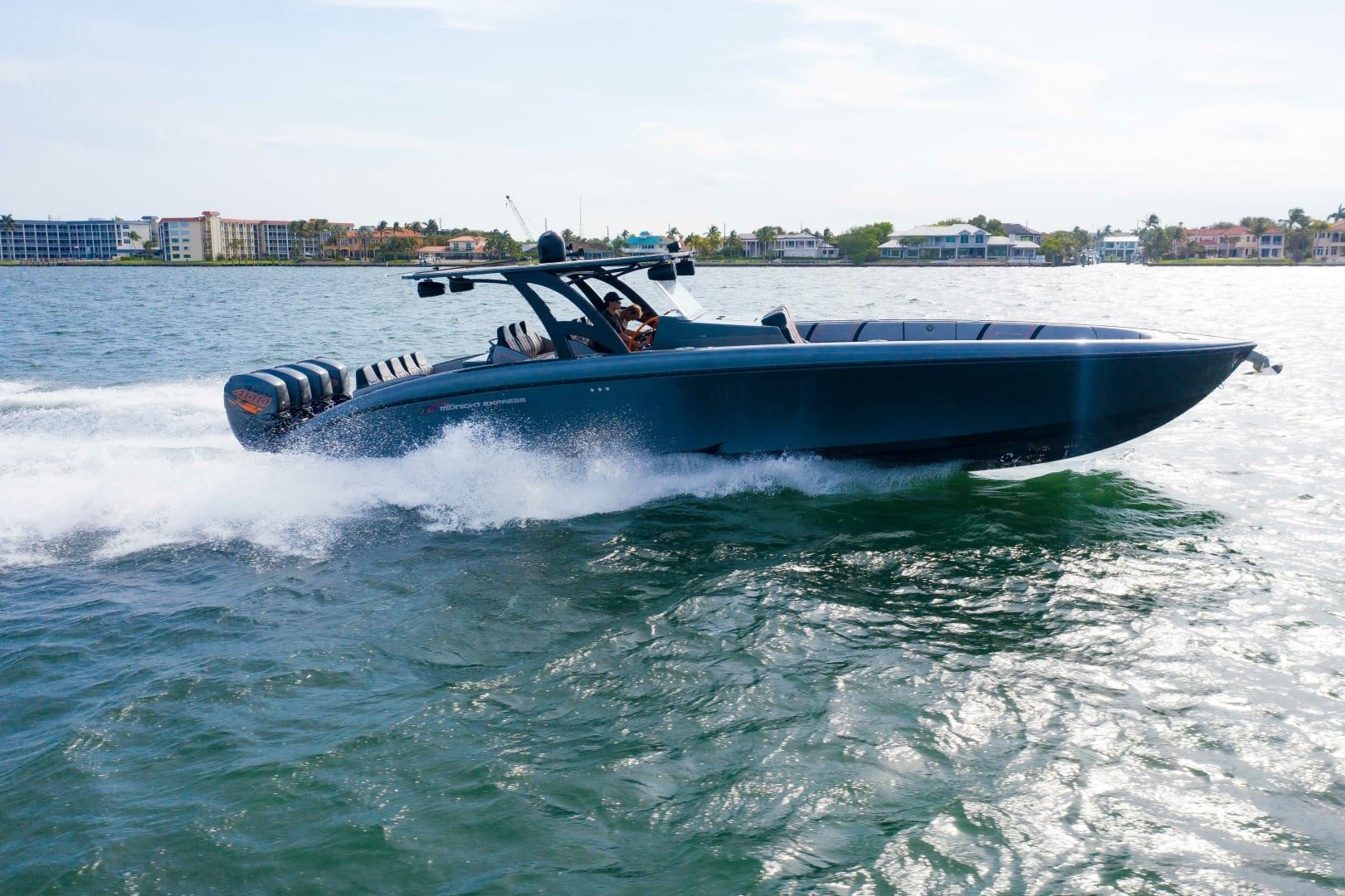 2019 Midnight Express 43 Open - photo 2