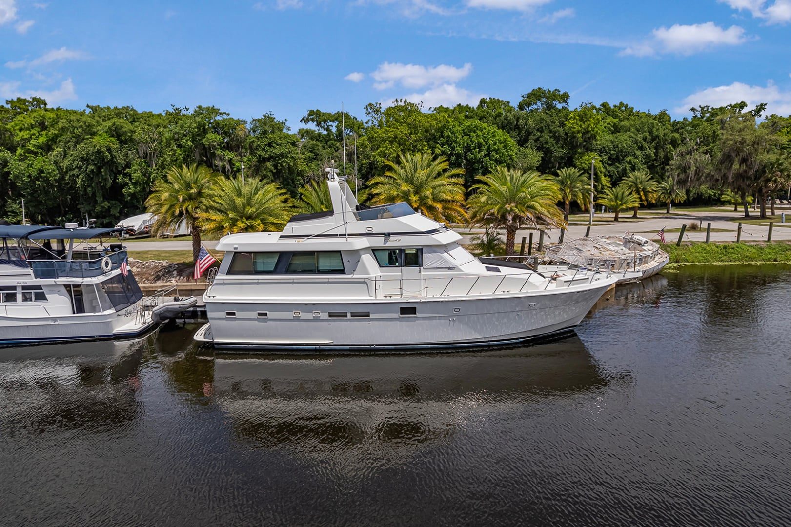 1989 Hatteras 54 MY "CLOUD 9" - photo 2
