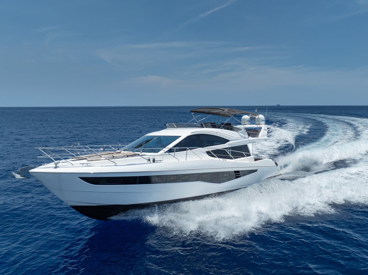 2017 Galeon 550 Fly "Spoiled Rotten" - photo 2