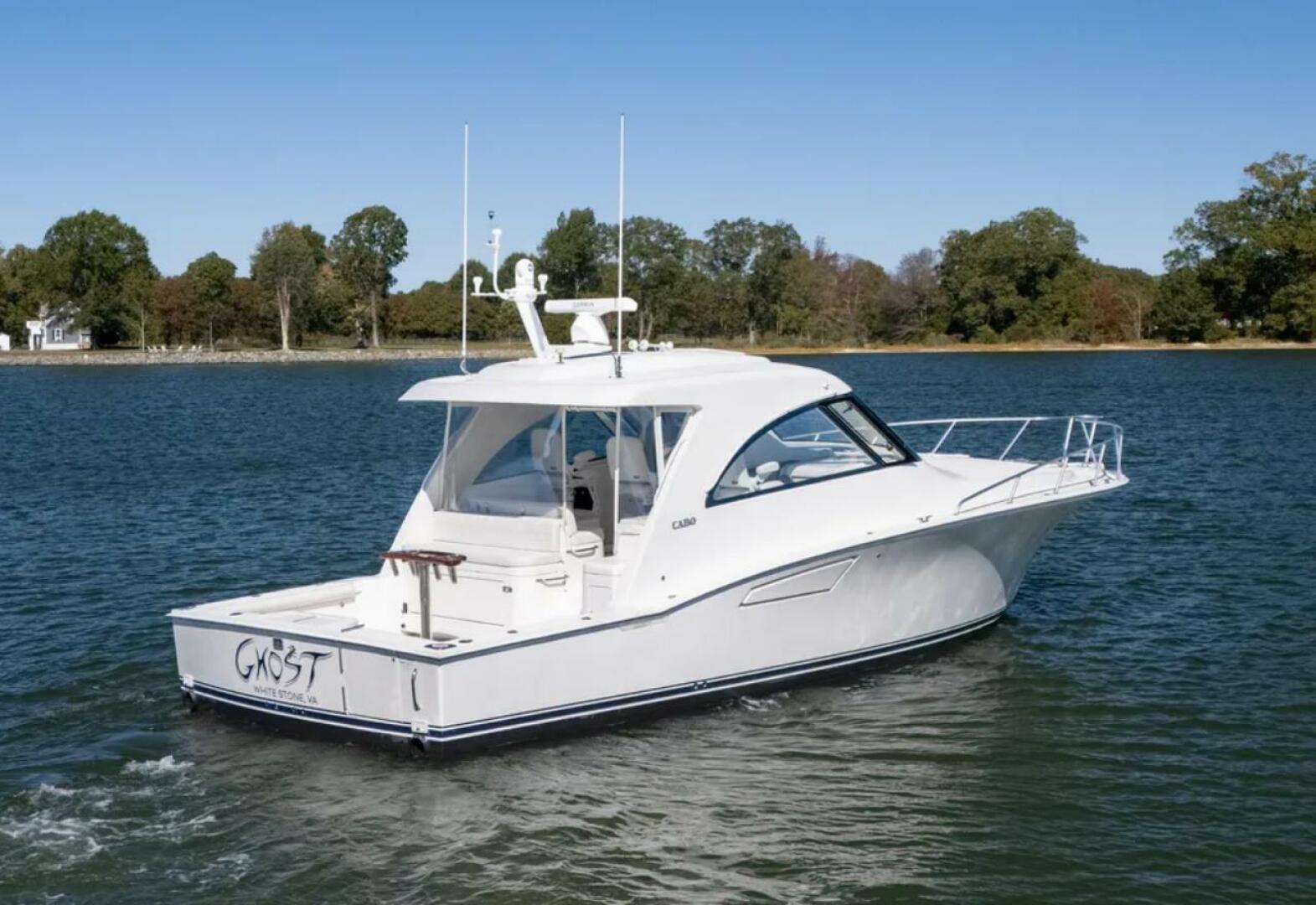 2013 Cabo 40 Hardtop Express "Ghost" - photo 2