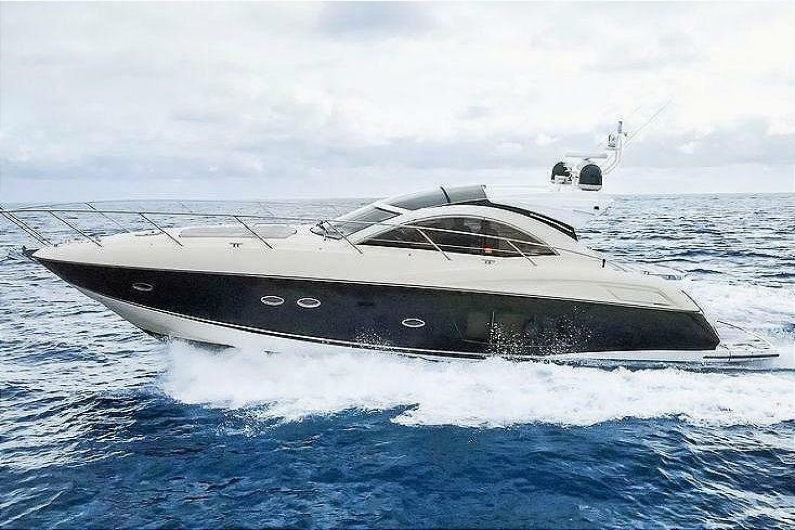 2013 Sunseeker "AQUAHOLIC" - photo 1