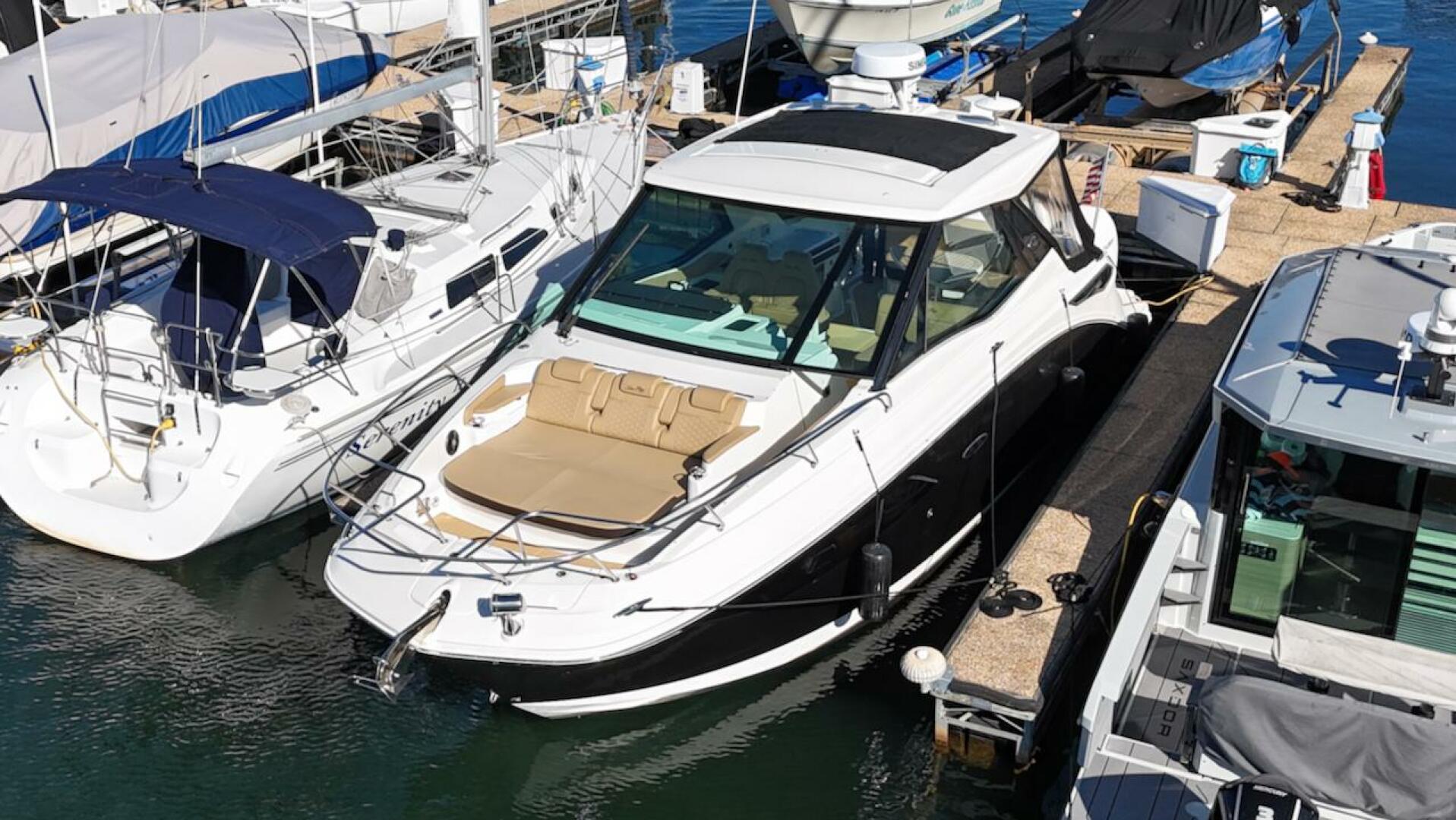 2023 Sea Ray 320 Outboard "SEA JAY" - photo 3