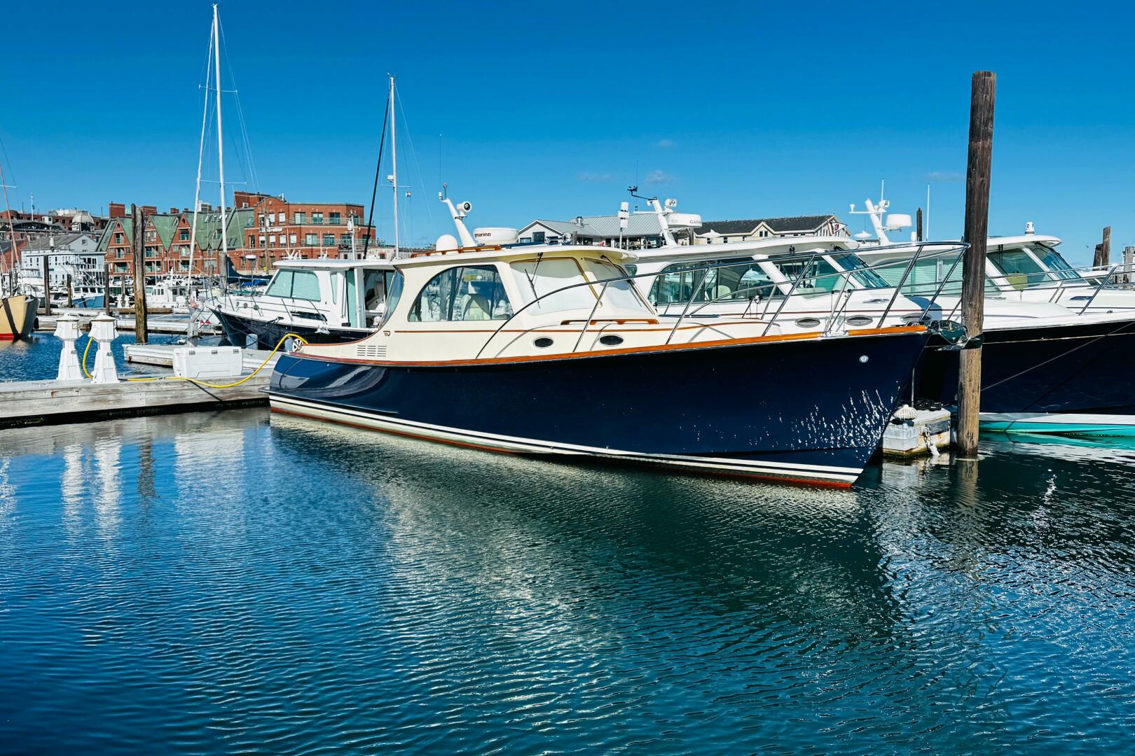2012 Hinckley Picnic Boat MKIII "Maverick" - photo 1