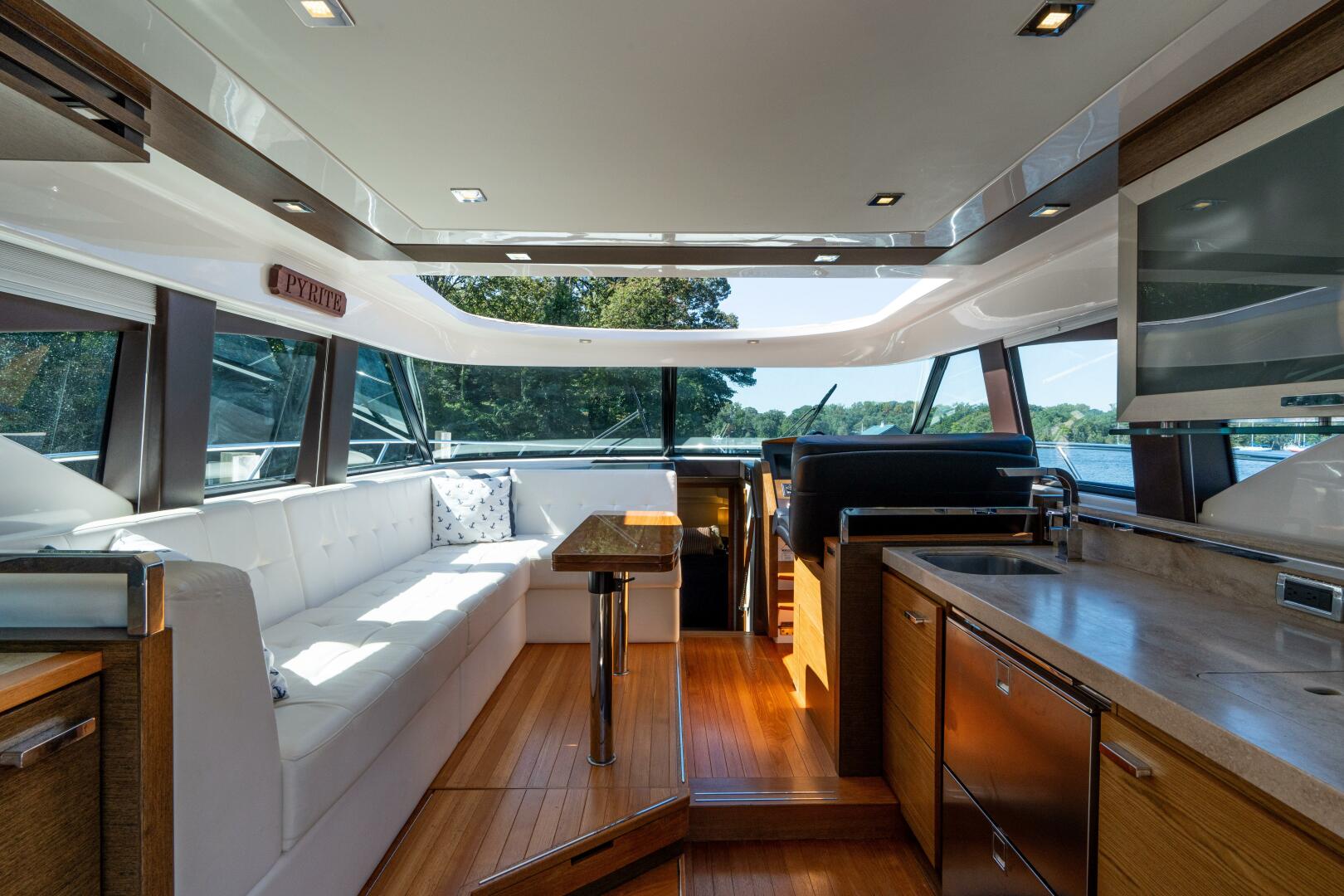 2015 Tiara Yachts 44 Coupe "PYRITE" - photo 2