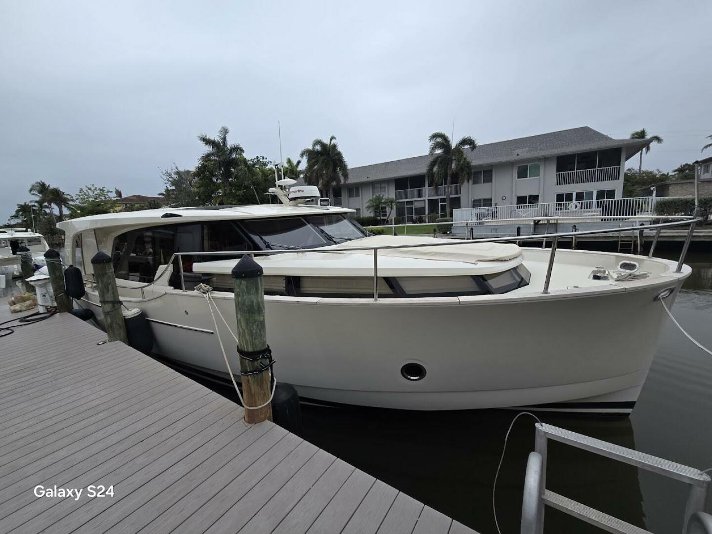 2019 Greenline 40 Hybrid "Green Eyed Lady" - photo 3