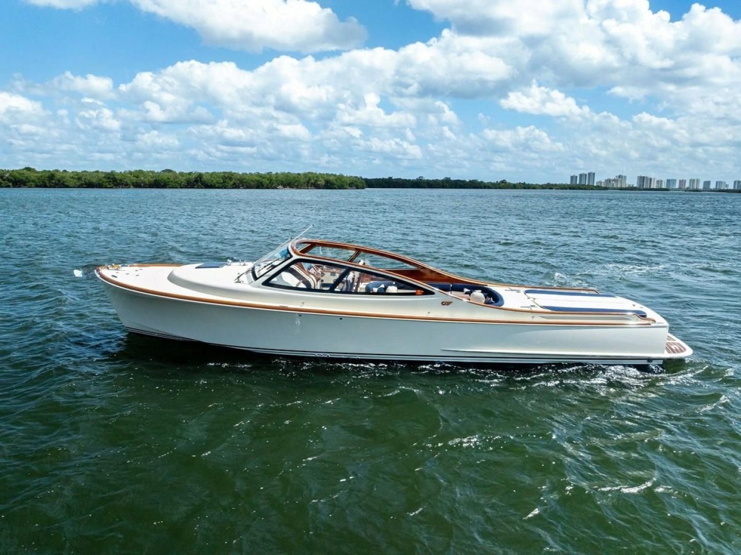 2008 Hinckley Talaria 38R "RASCAL" - photo 1