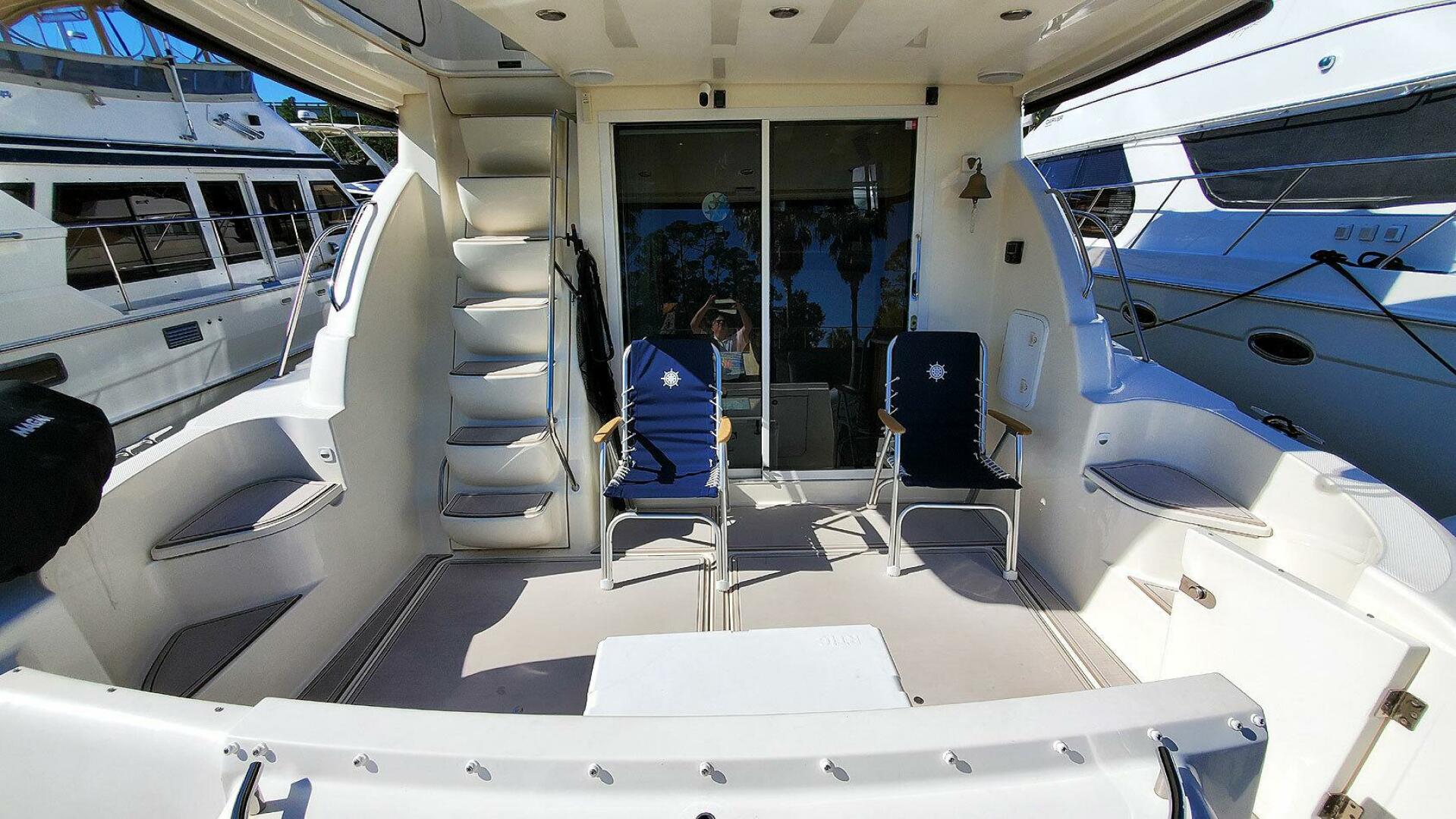 2004 Meridian 411 Sedan Bridge "Into the Mystic" - photo 3