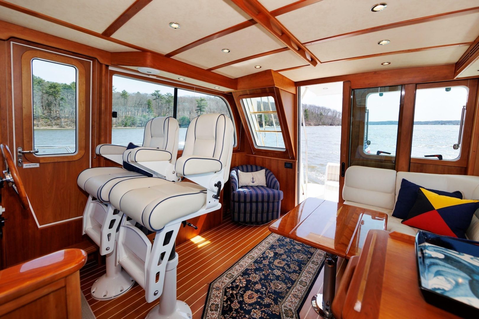 2016 Sabre 42 Fly Bridge Sedan "Zanner" - photo 2