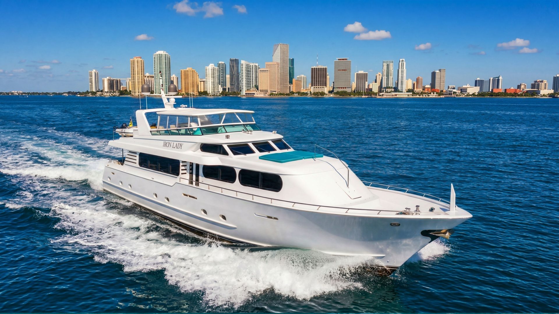2006 Broward Raised Pilothouse "IRON LADY" - photo 1