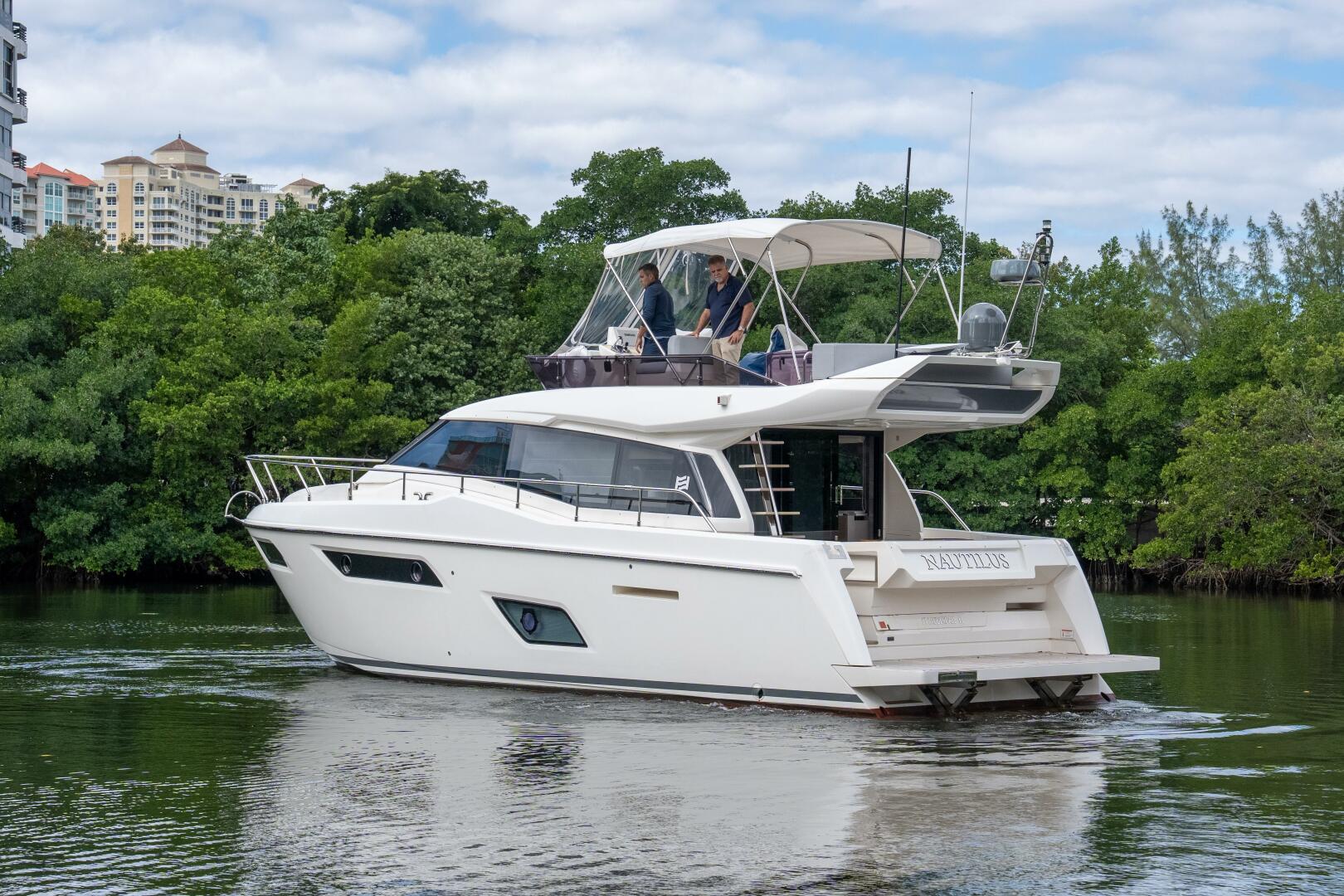 2018 Ferretti Yachts 450 Fly - photo 3