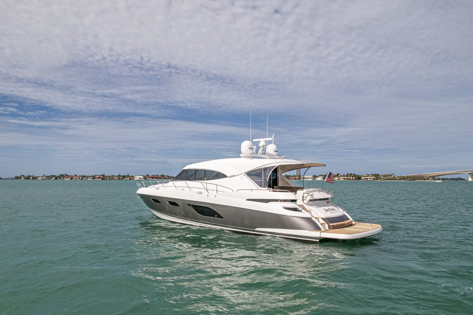 2015 Riviera 6000 Sport Yacht "Six Pack" - photo 1