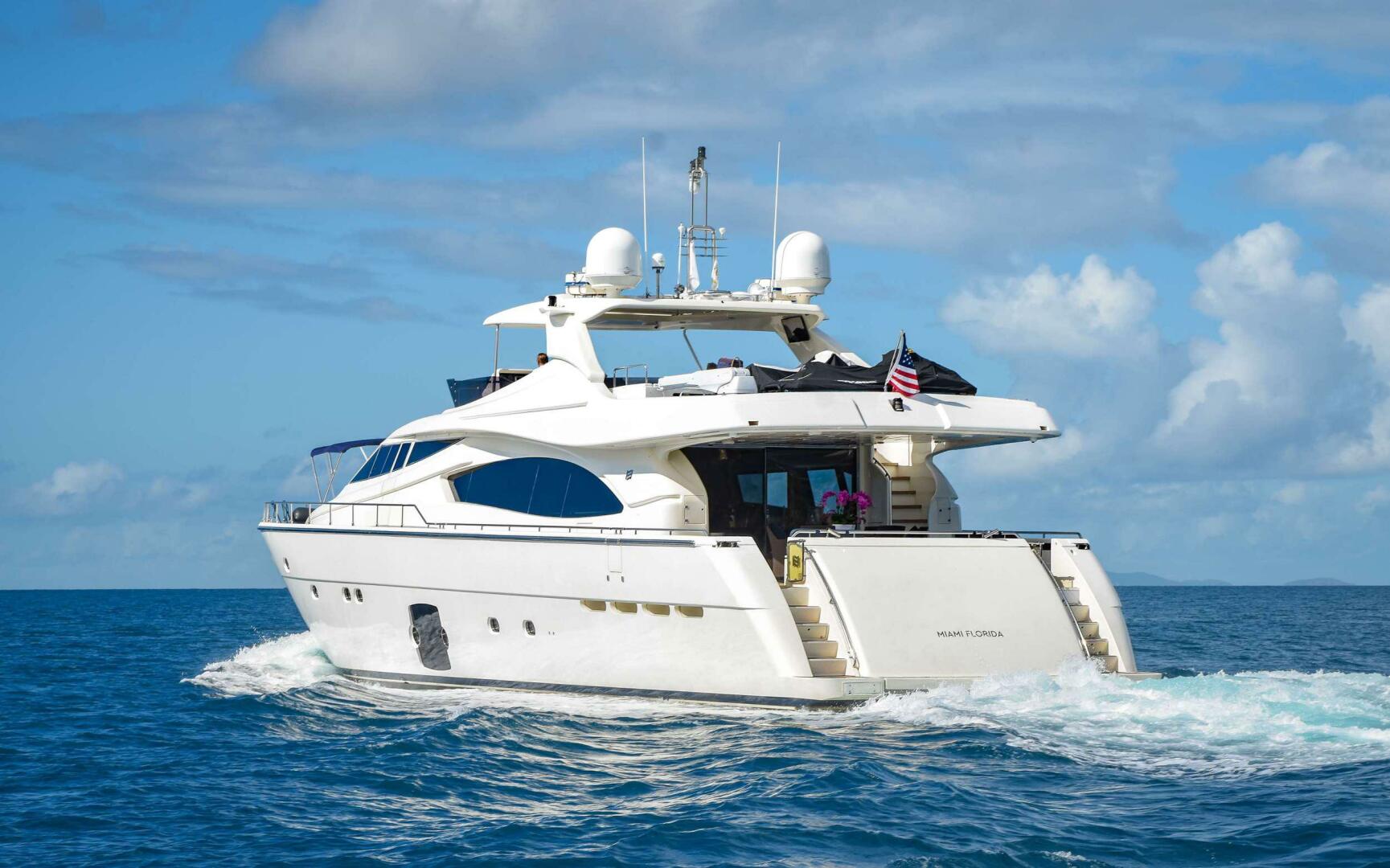 2006 Ferretti Yachts 881 - photo 1
