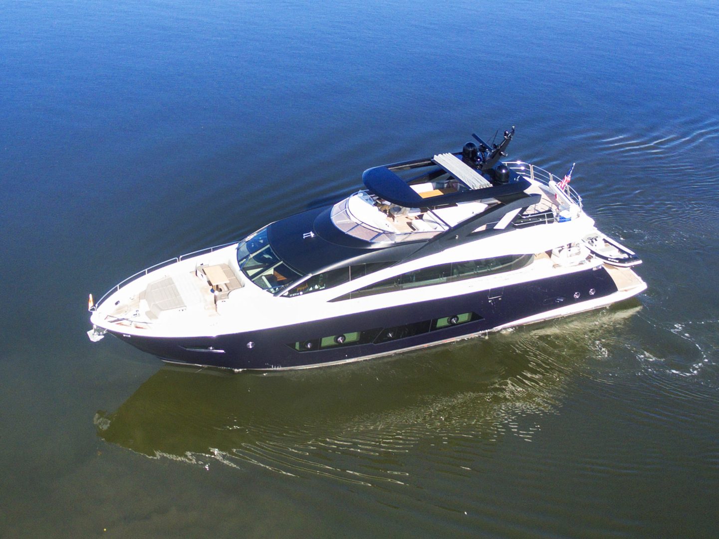 2019 Sunseeker 86 Yacht "Take It Easy IV" - photo 2