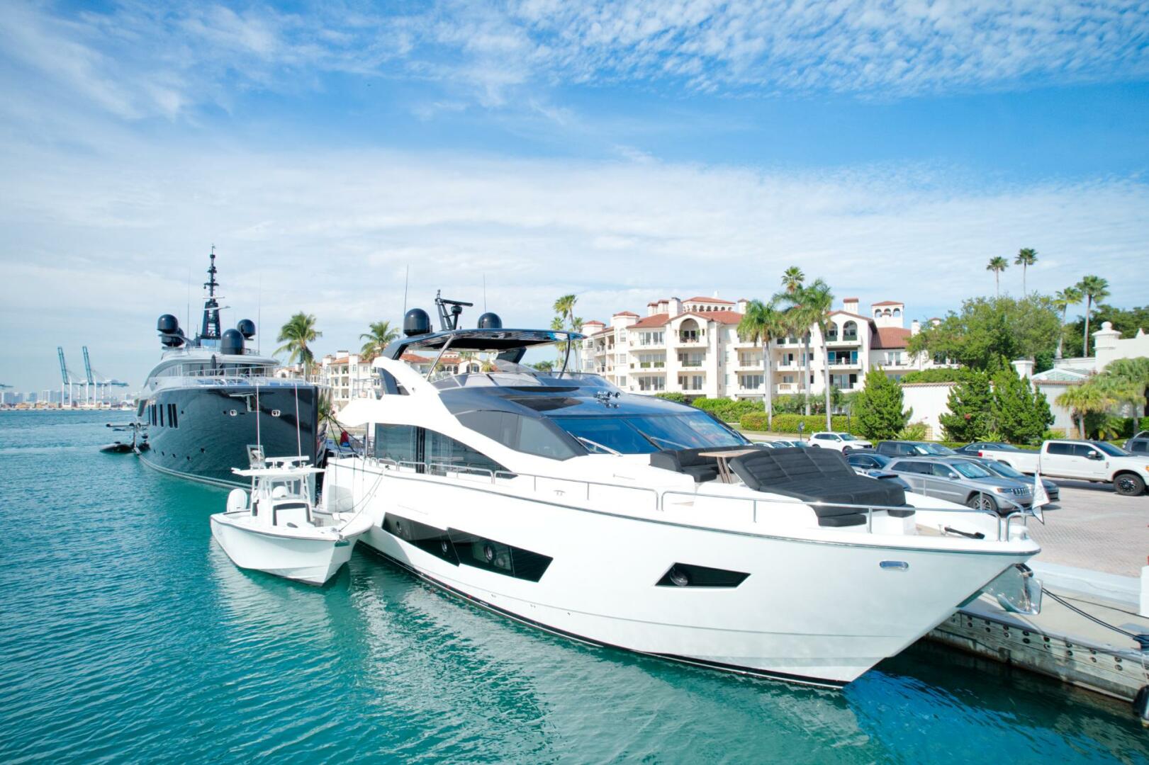 2018 Sunseeker 86 Yacht "Alexa" - photo 2
