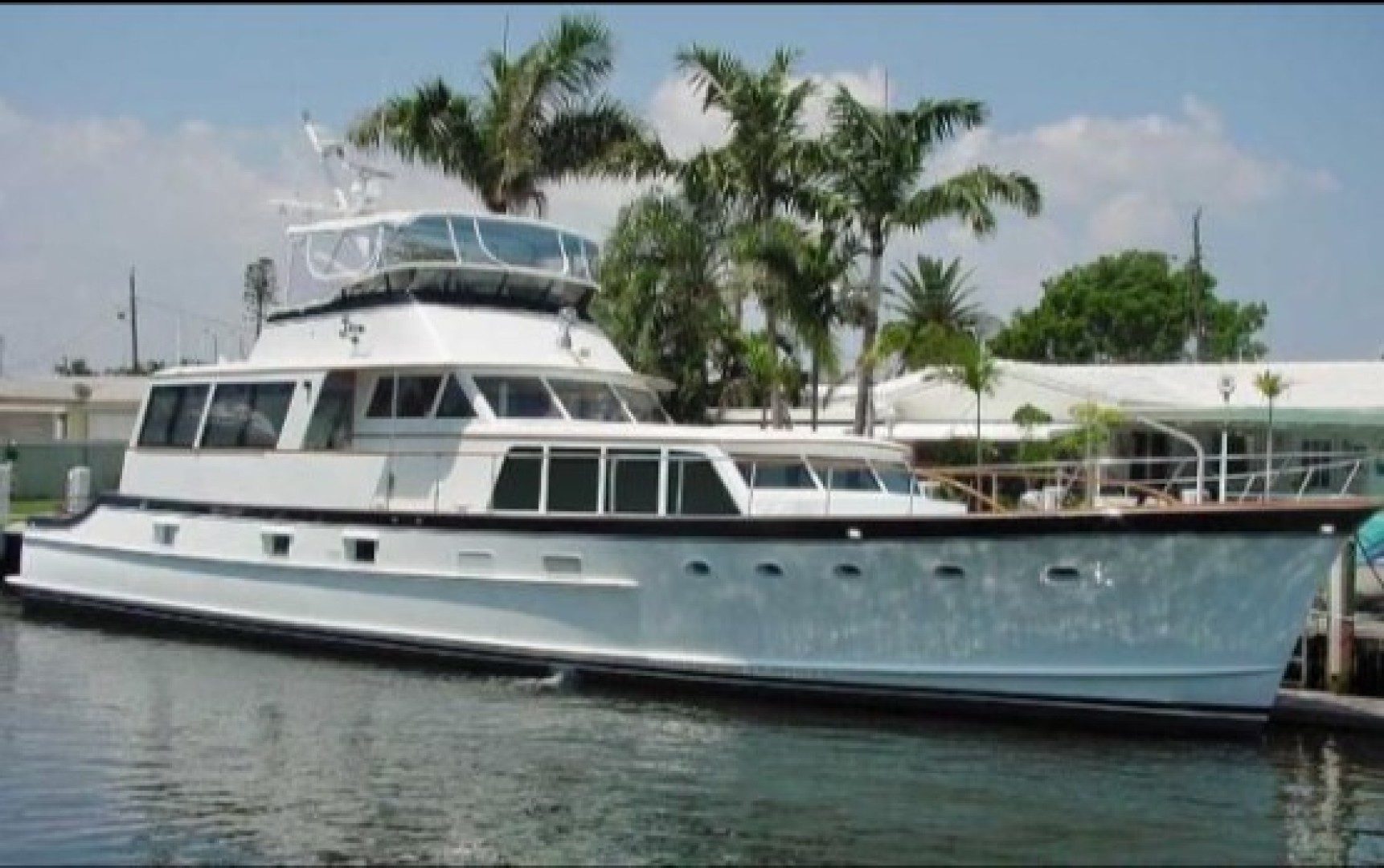 1965 Burger Cockpit Flybridge Motor Yacht "FantaSea" - photo 2