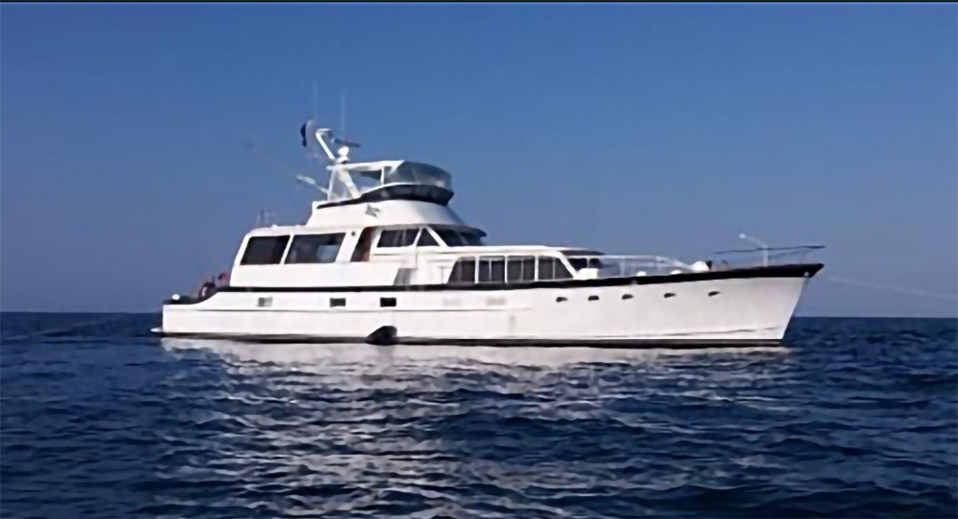 1965 Burger Cockpit Flybridge Motor Yacht "FantaSea" - photo 1