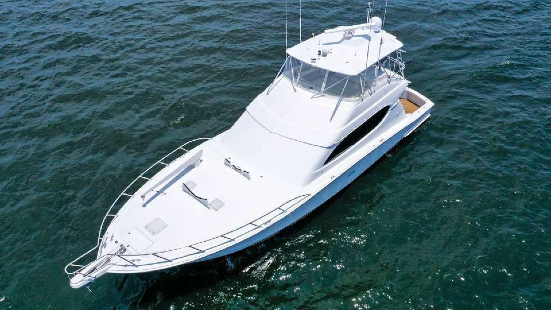 2007 Hatteras 68 Convertible - photo 2