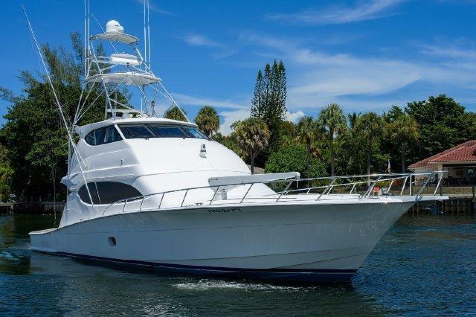 2007 Hatteras 68 Convertible - photo 3