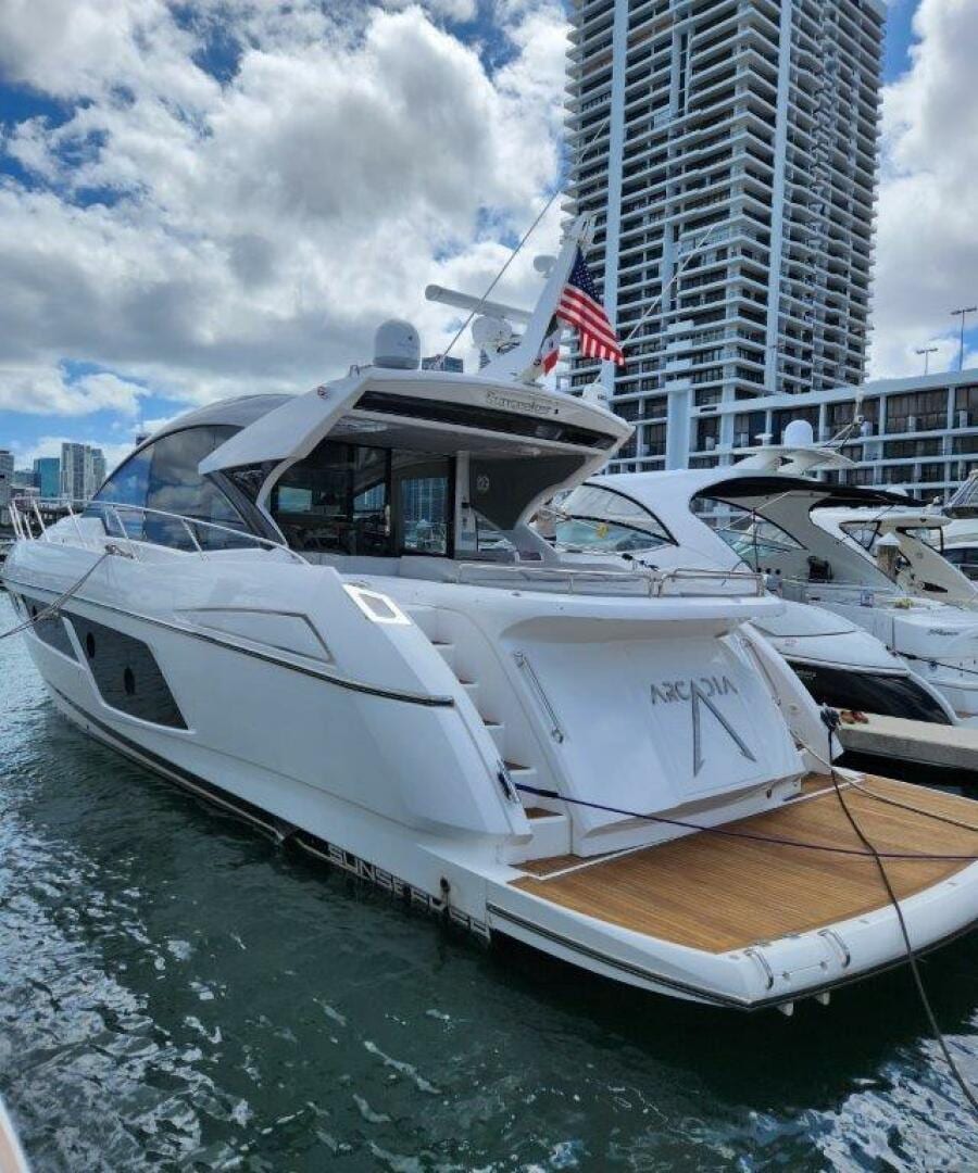2018 Sunseeker Predator - photo 1