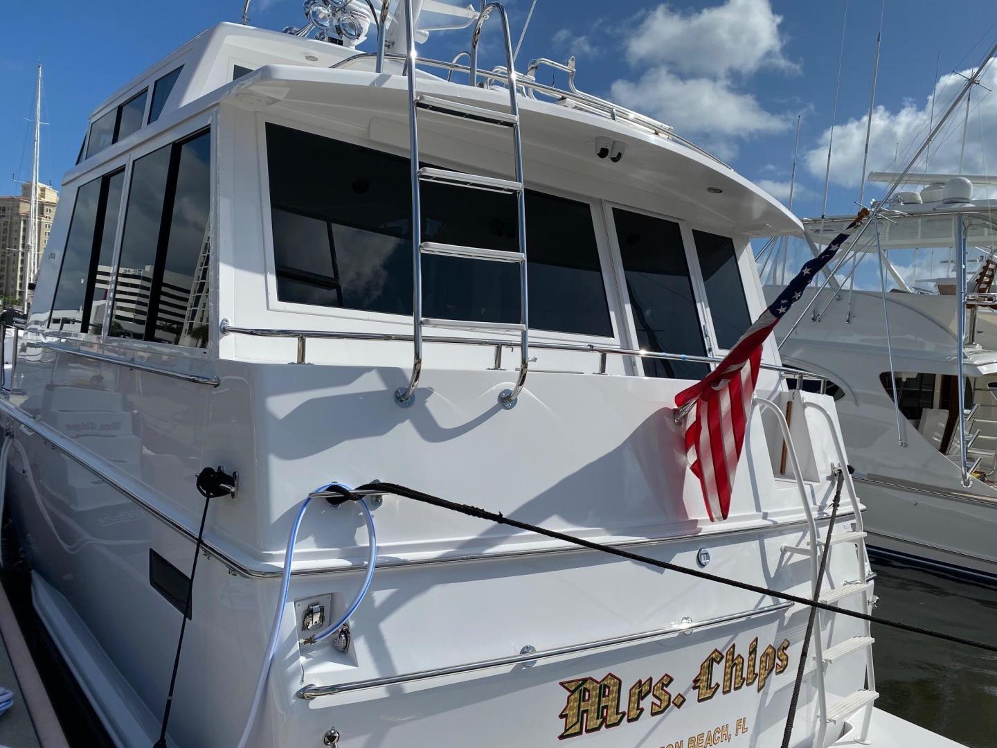 1998 Viking 54 Sport Yacht "MRS. CHIPS" - photo 3