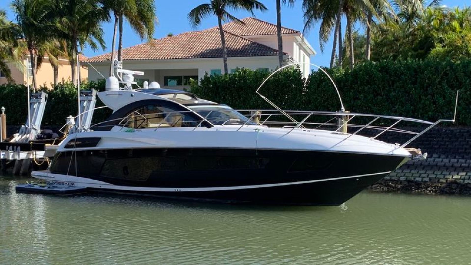 2014 Sunseeker San Remo "Smitten" - photo 1