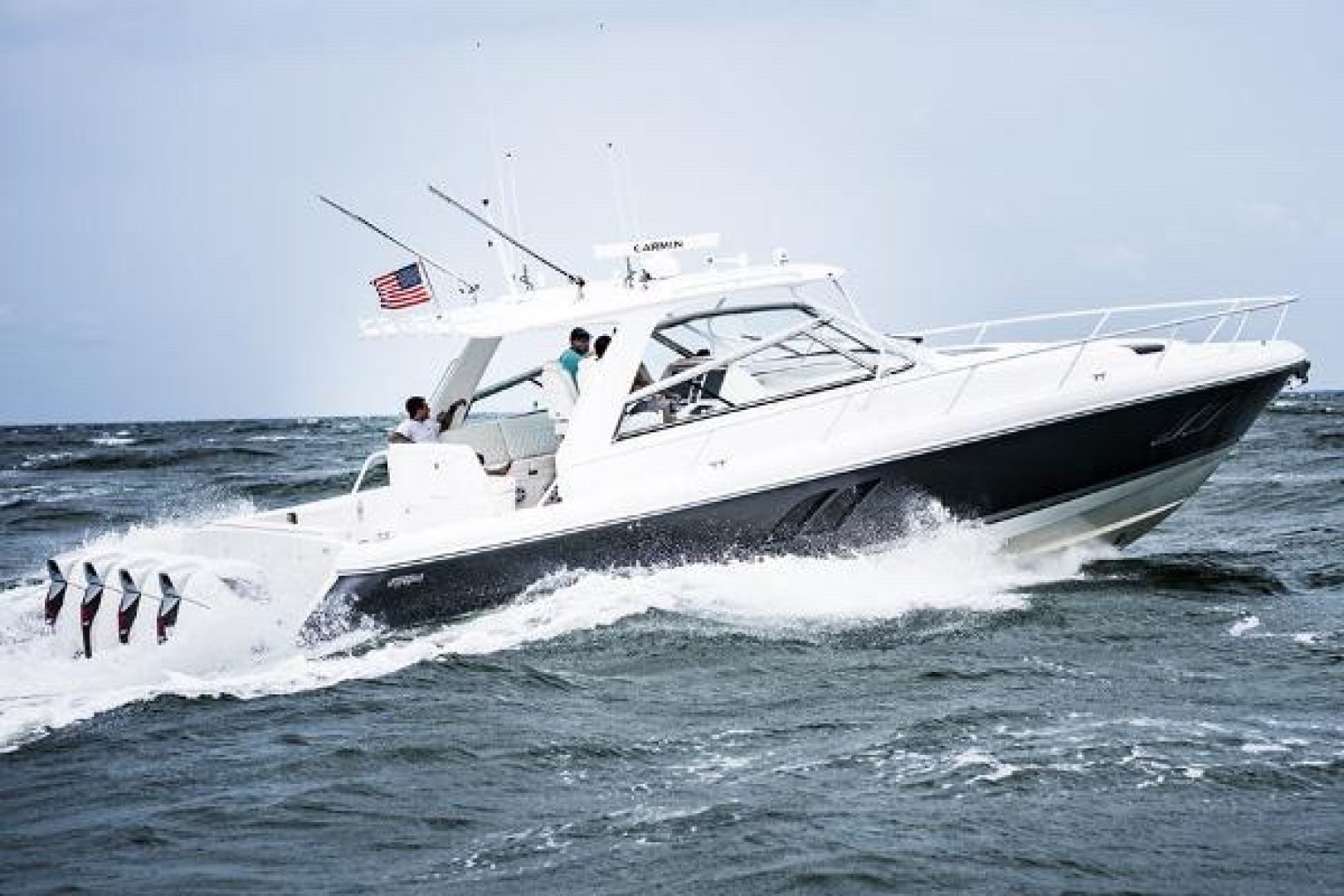 2019 Intrepid 475 Sport Yacht "LUMA IV" - photo 1