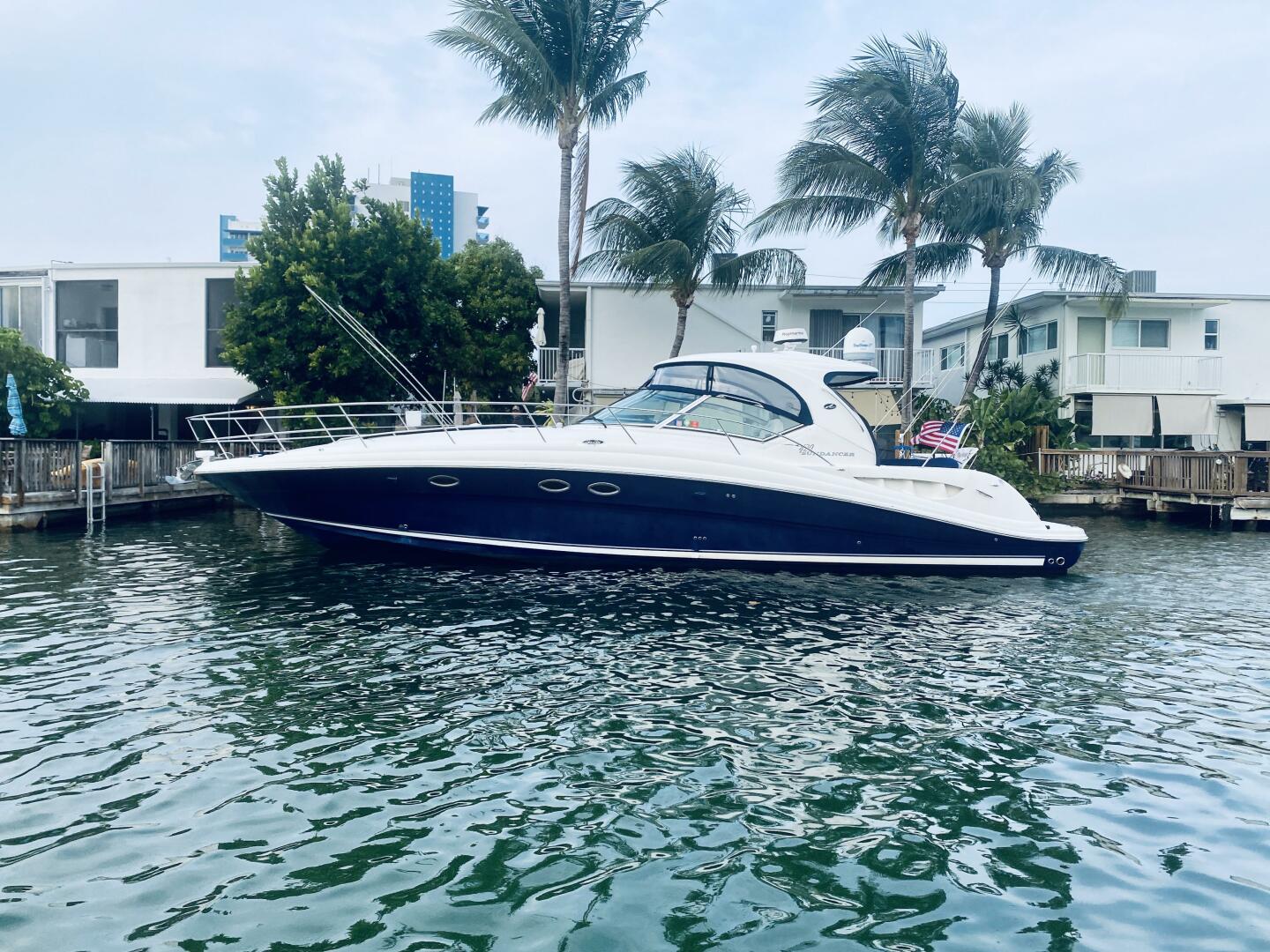 2005 Sea Ray 420 Sundancer "Southside" - photo 2
