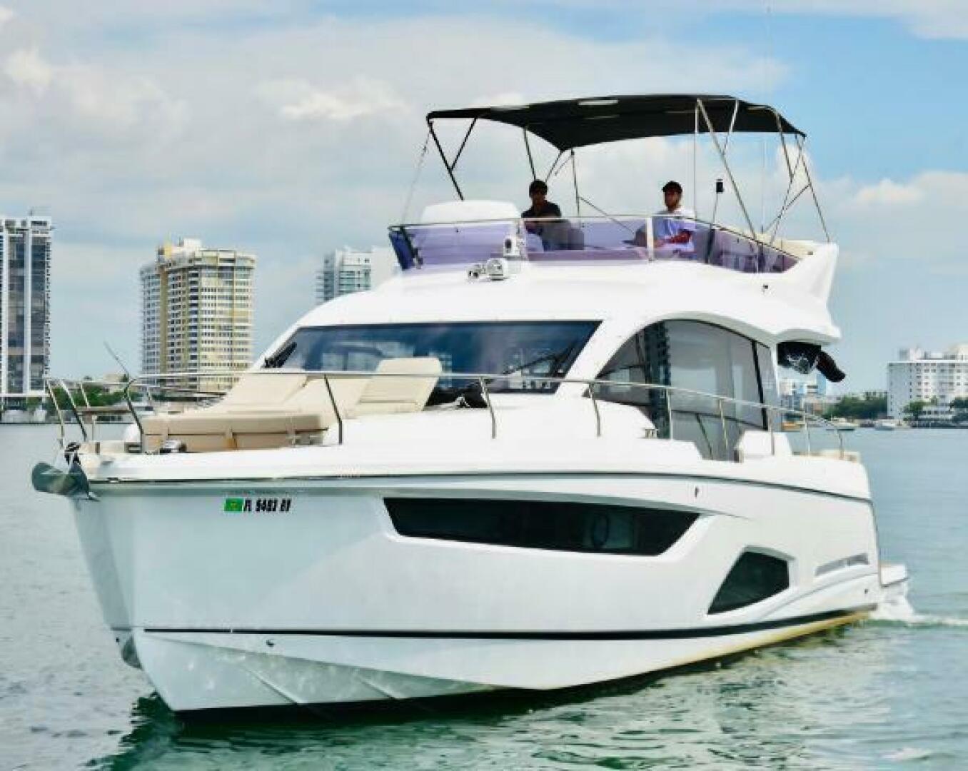 2019 Sealine F430 "La Vida Boca" - photo 1
