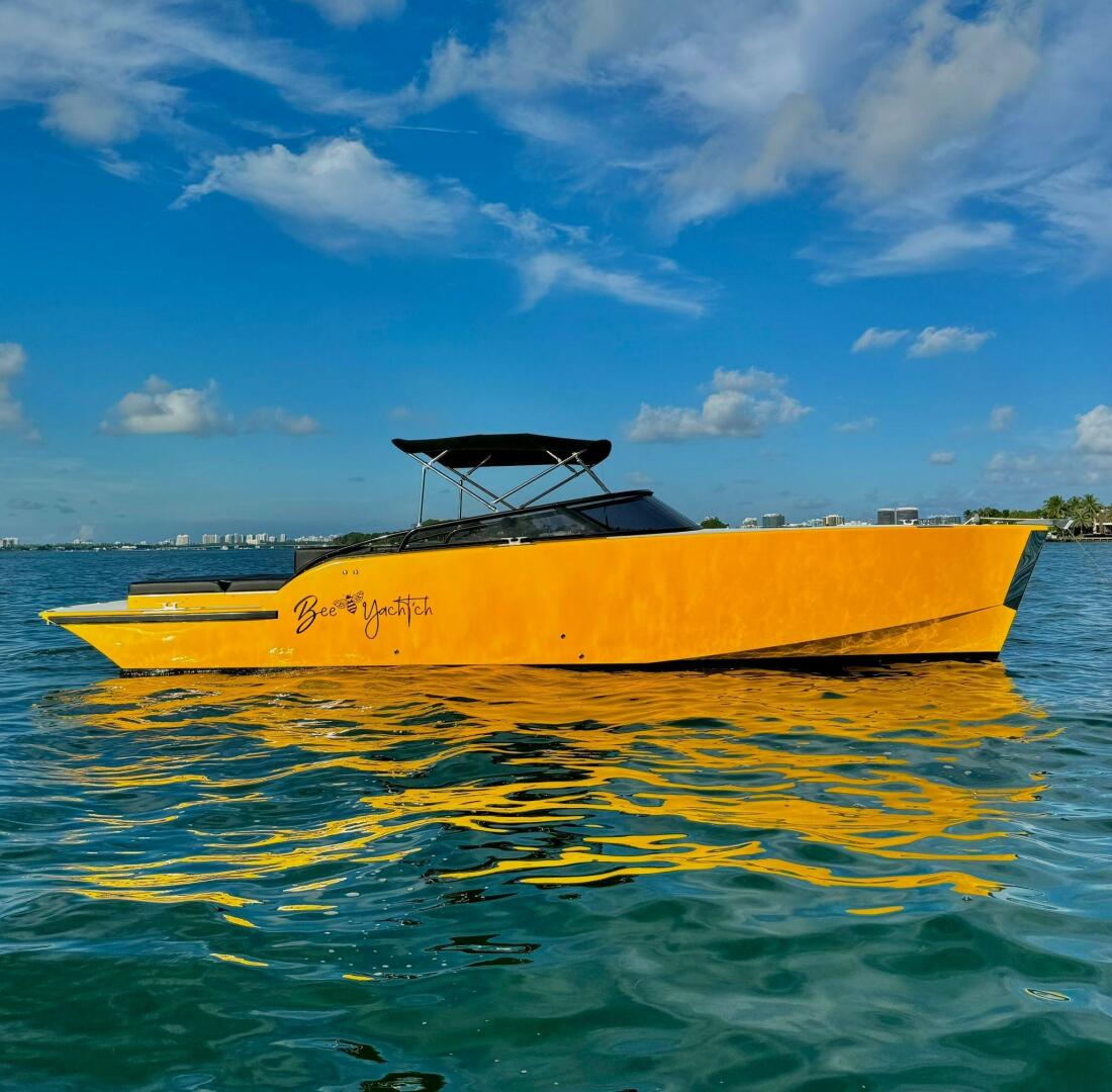 2023 VanDutch Sport 35 - photo 1