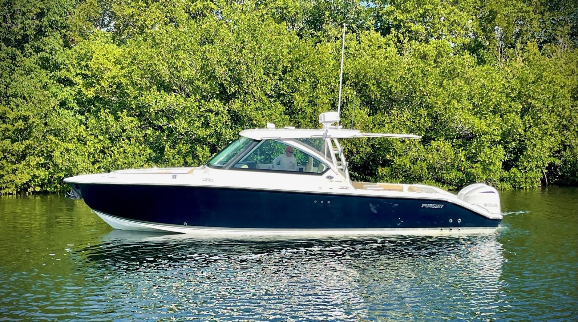 2018 Pursuit 325 DC "Sea Mi Amor" - photo 1